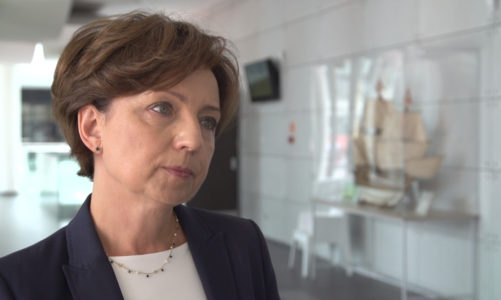 Miliony złotych na wsparcie seniorów w czasie pandemii. Rząd wspiera domy opieki społecznej i rozwija projekty aktywizujących osoby starsze