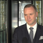 Finansowa rzetelność Polaków drastycznie spadła podczas pandemii. Niemal połowa jest skłonna usprawiedliwić niespłacanie długów