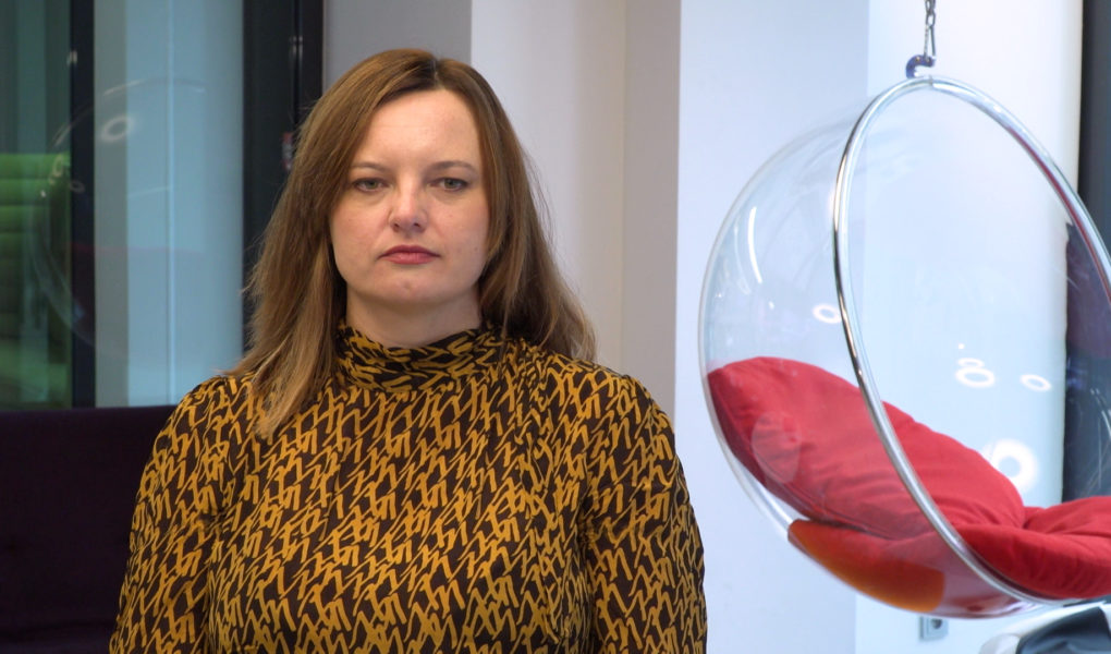 Koronawirus wywołuje u Polaków niepewność. Co trzeci spodziewa się nasilenia pandemii albo obawia o swoje dochody