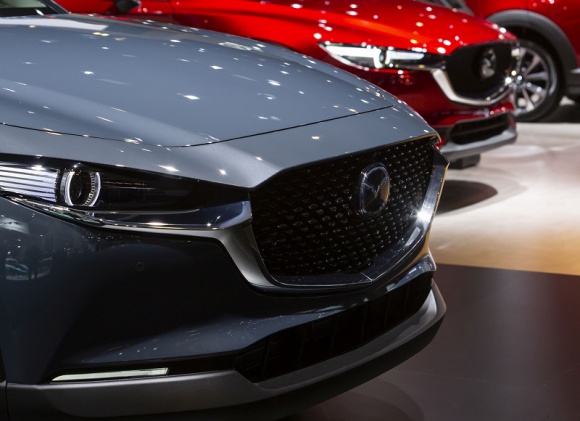 Motoryzacja, BIZNES - Mazda została uznana producentem najlepszych samochodów w dorocznym amerykańskim zestawieniu Consumer Reports obejmującym wyniki testów drogowych, bezpieczeństwa, niezawodności oraz satysfakcji właścicieli., Mazda producentem najlepszych samochodów według Consumer Reports Motoryzacja, BIZNES - Mazda została uznana producentem najlepszych samochodów w dorocznym amerykańskim zestawieniu Consumer Reports obejmującym wyniki testów drogowych, bezpieczeństwa, niezawodności oraz satysfakcji właścicieli.