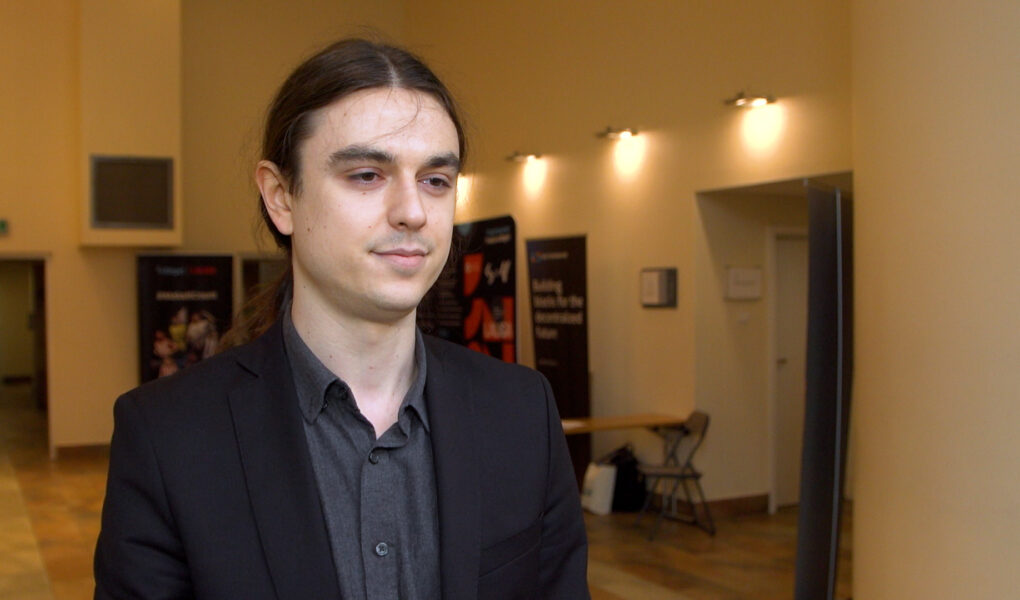 Blockchain może zrewolucjonizować wiele sektorów, w tym administrację publiczną. O ile nie zahamują go regulacje prawne