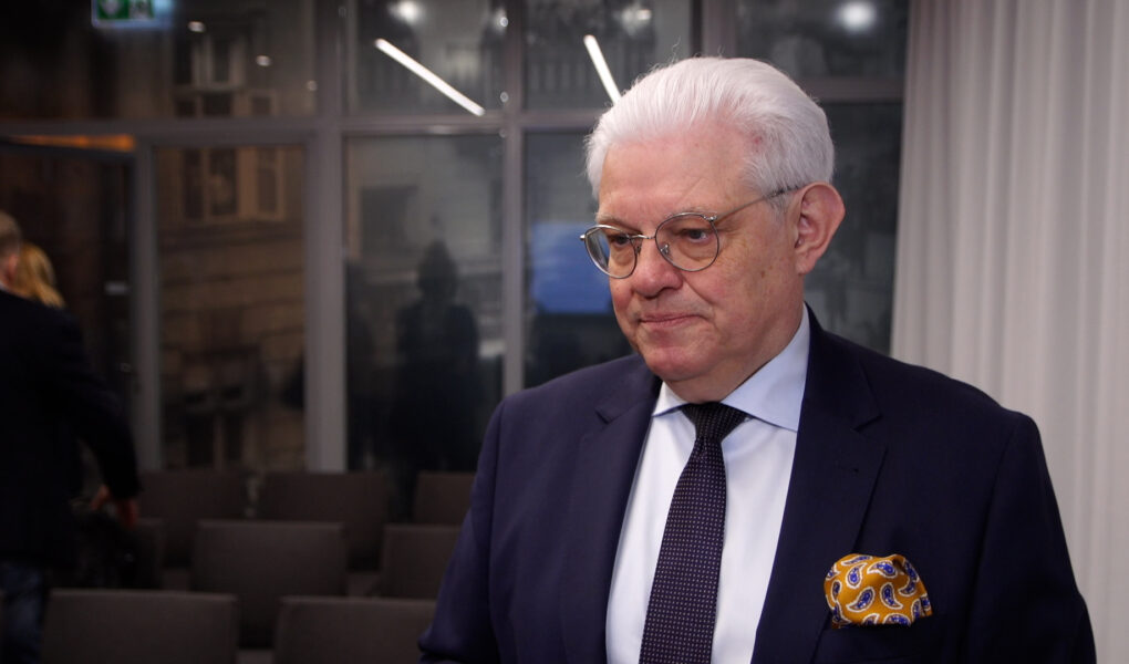 Konkurencja z Chin dużym wyzwaniem dla europejskiej branży motoryzacyjnej. Podobnie jak cele w zakresie czystej mobilności